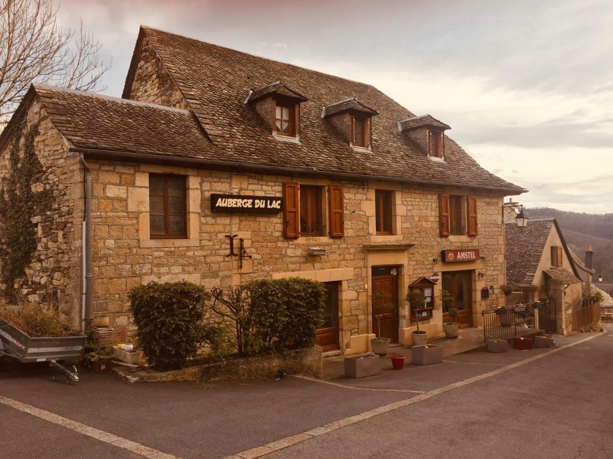 Auberge Du Lac Mandailles  Exterior photo